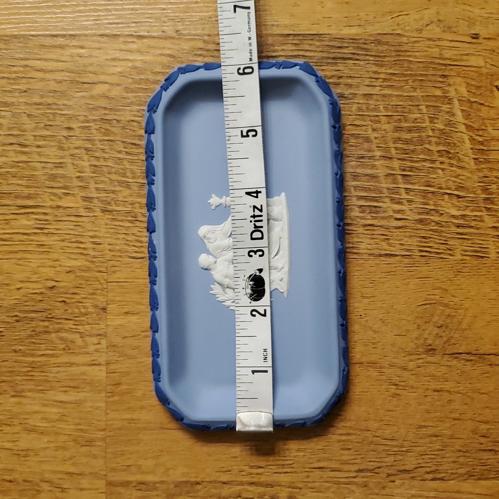 Wedgwood Jasperware Trinket‎ Tray With Wedgwood Blue & Portland Blue Myth Relief - Picture 7 of 8